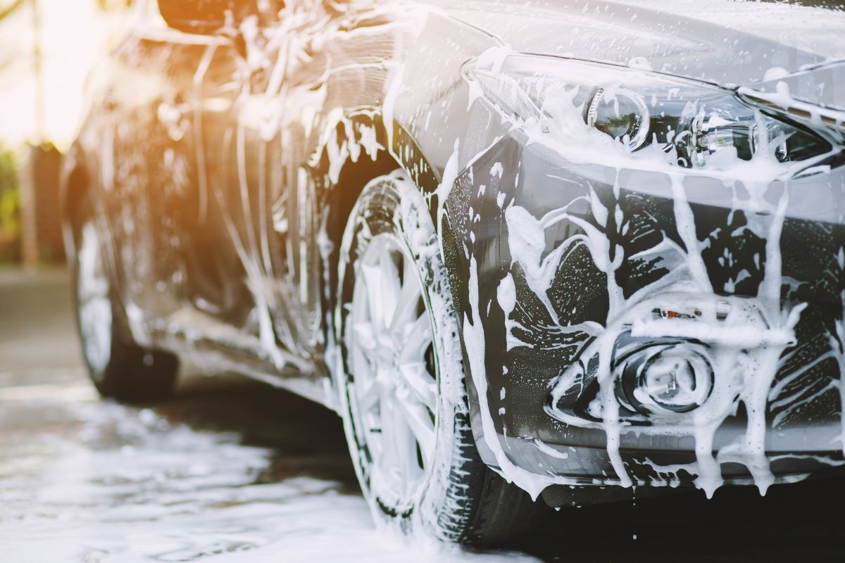 Hand Wash vs. Automatic Car Wash
