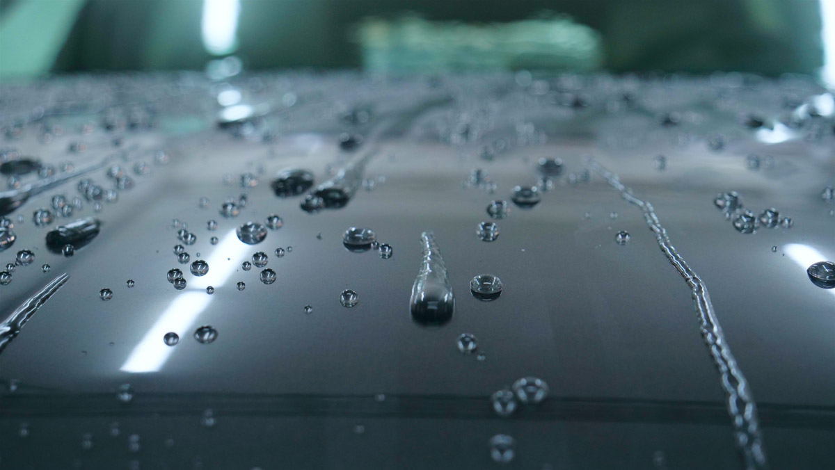 How We Prevent Water Spots on Dark-Coloured Cars in Vancouver